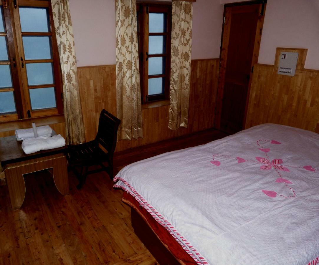 Kolong Retreat Hotel Kolang Esterno foto